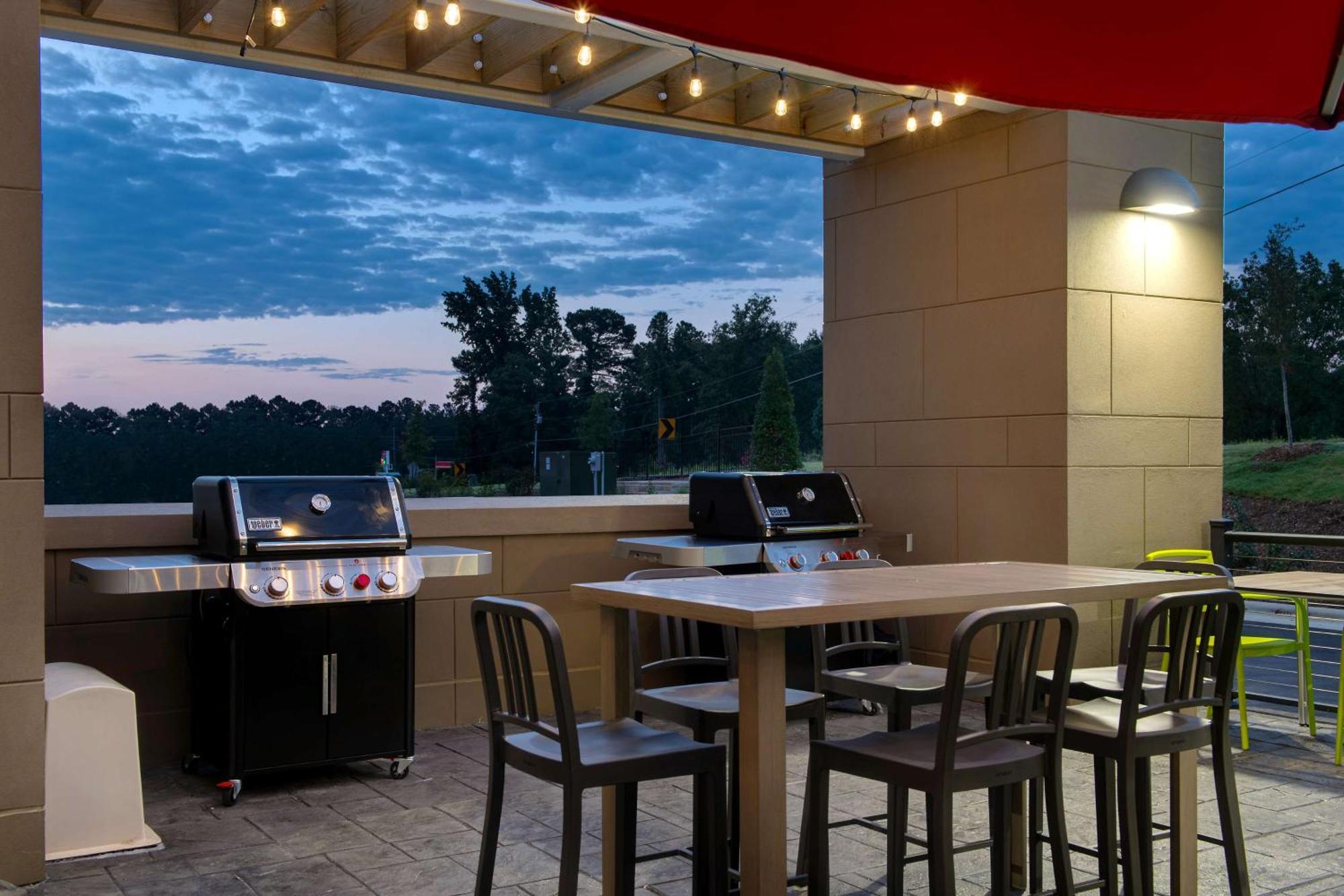 Home2 Suites By Hilton Fayetteville North Екстер'єр фото